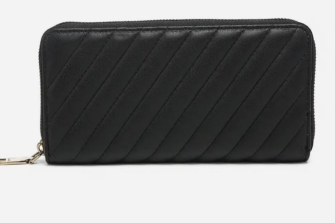Black- Kylie Multi-Compartment Quilted Wallet
