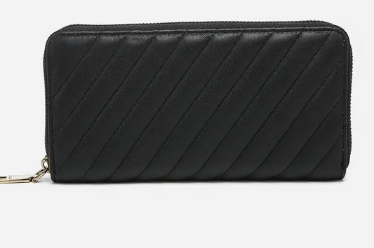 Black- Kylie Multi-Compartment Quilted Wallet